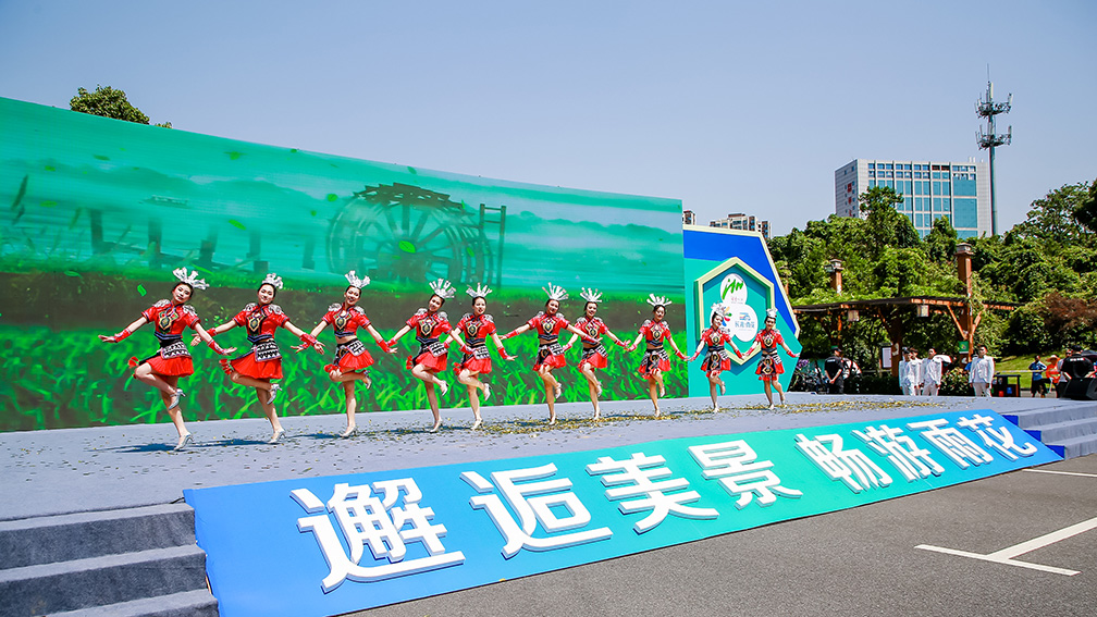 雨花區(qū)第四屆全民健身文化旅游節(jié)<a href='//www.firstvr.cn' target='_balnk'>直播</a>